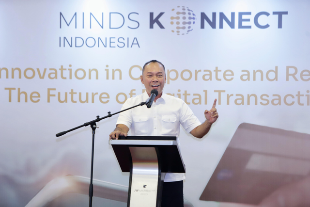 Direktur Utama Jasa Raharja, Rivan A. Purwantono menjadi pembicara dalam acara Minds Konnect Indonesia di kawasan Kuningan, Jakarta Selatan pada Rabu (26/06/2024). Foto: Dok. Istimewa