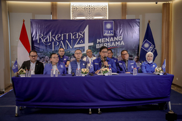 Konferensi pers menjelang Rakernas 4 PAN di Kantor DPP PAN, Pasar Minggu, Jakarta Selatan, Kamis (27/6/2024). Foto: Jamal Ramadhan/kumparan