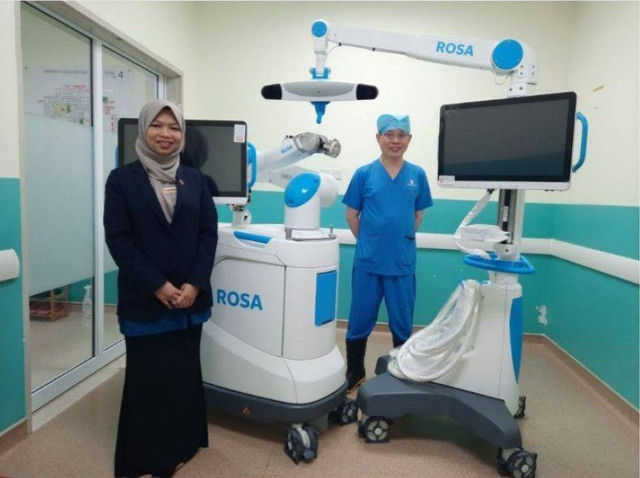 Robotic Surgical Assistance (ROSA), teknologi Robotic untuk penanganan cedera lutut. Foto: Dok. KPJ Kuching