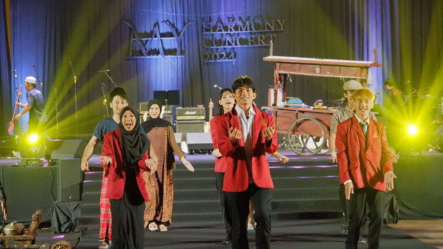 Dokumentasi pementasan Teater Tangga pada acara My Harmony Concert di Sportorium, UMY 19 Juni 2024. Foto: TeaterTangga