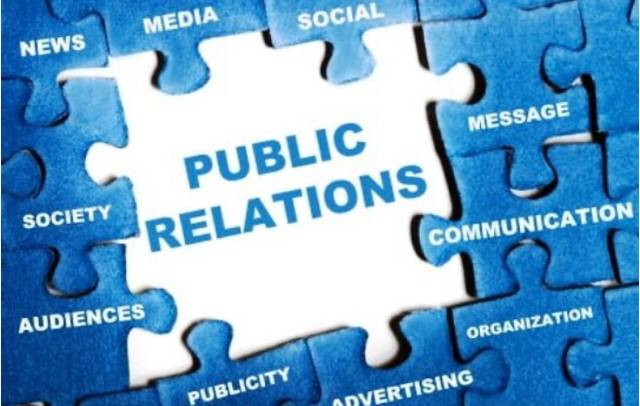 Humas atau Public Relations (sumber foto : https://binabangunbangsa.com/definisi-dan-peran-penting-public-relation-atau-hubungan-masyarakat-humas-bagi-organisasi-dan-intitusi/)