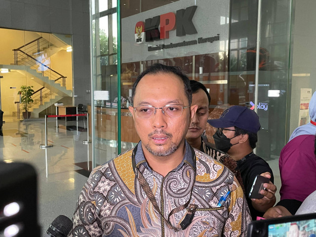 Juru Bicara KPK, Tessa Mahardhika Sugiarto saat diwawancarai wartawan di Gedung Merah Putih KPK, Jakarta Selatan, Selasa (2/7/2024).  Foto: Fadhil Pramudya/kumparan