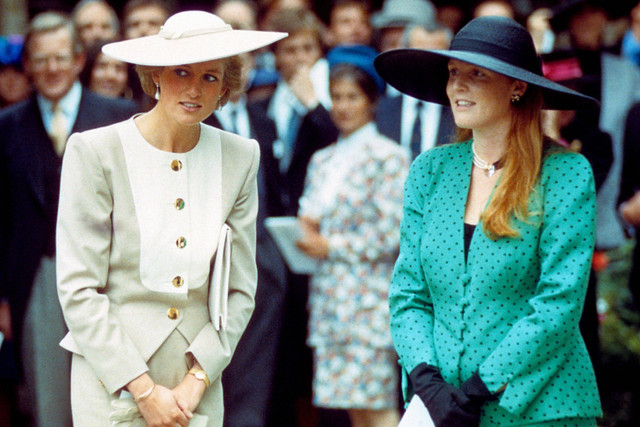 Sarah Ferguson dan Putri Diana. Foto: PA Image/REUTERS