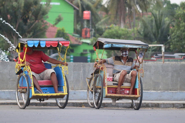 Ilustrasi Contoh Alat Transportasi Tradisional, sumber: unsplash/MufidMajnun