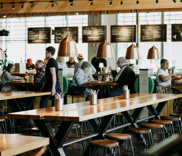 Ilustrasi untuk Foodcourt di Jakarta Selatan. Sumber: Unsplash/Lexie Barnhorn