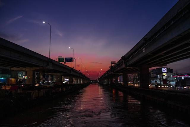 Wisata di Bekasi yang Murah Meriah. Foto hanyalah ilustrasi, bukan tempat sebenarnya. Sumber: unsplash/Achmad Al Fadhli.