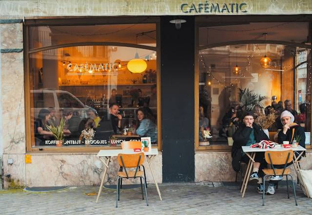 Tempat Makan 24 Jam di Jakarta Selatan. Foto Hanya Ilustrasi. Sumber Foto: Unsplash.com/Wyron A