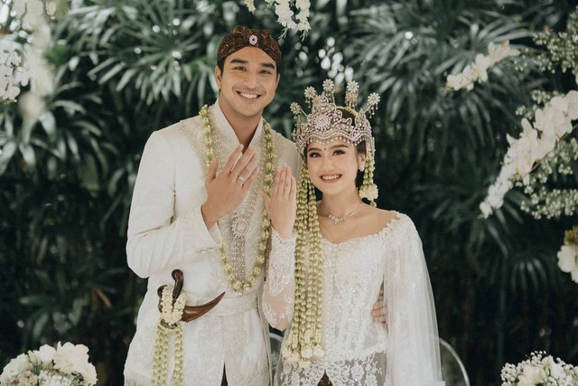 Salshabilla Adriani resmi menikah dengan Ibrahim Risyad. Foto: Instagram/@salshabillaadr