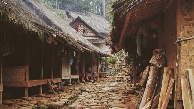 Ilustrasi Agama Suku Baduy. Sumber: Unsplash