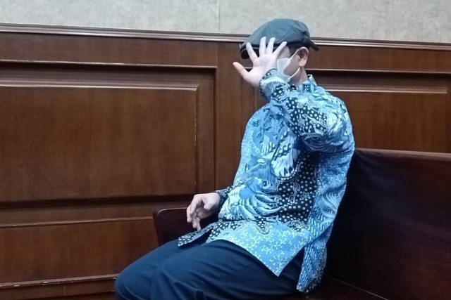 Hakim Agung nonaktif Gazalba Saleh menghadiri sidang lanjutan di PN Jakarta Pusat, Senin (8/7/2024). Foto: Hedi/kumparan