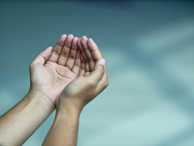 Ilustrasi Doa Bangun Tidur dan Artinya. Sumber: Unsplash/Masjid MABA