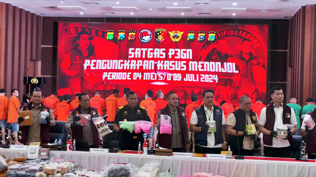 Konpers pengungkapan kasus peredaran narkoba di Bareskrim Polri, Selasa (9/7/2024). Foto: Jonathan Devin/kumparan