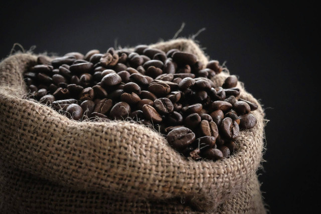 Kopi Javaco. Foto hanya ilustrasi, bukan tempat yang sebenarnya. Sumber: unsplash.com/Tina Guina.