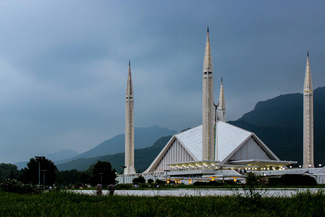 Masjid Faisal di Pakistan. Sumber Unsplash Qasim Nagori