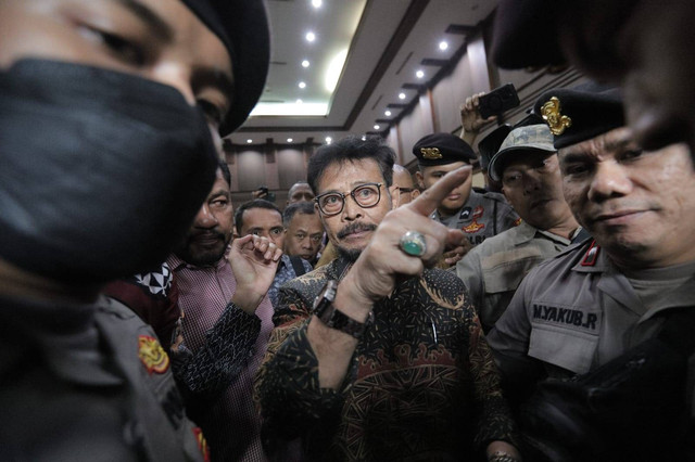 Ekspresi eks Mentan SYL usai sidang vonis di Pengadilan Tindak Pidana Korupsi, Jakarta, Kamis (11/7/2024). Foto: Jamal Ramadhan/kumparan