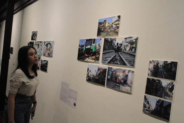 Pameran foto 'Zona Cerita'.