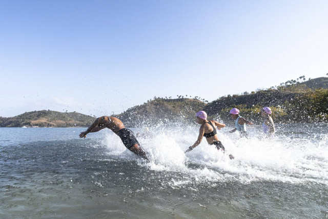 Event Labuan Bajo Swim & Run yang diikuti oleh atlet-atlet pemegang rekor nasional digelar di TA'AKTANA, a Luxury Collection Resort & Spa di Labuan Bajo.  Foto: Dok. Istimewa