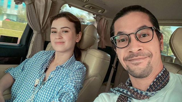 Kimberly Ryder dan Edward Akbar. Foto: Instagram @kimbrlyryder