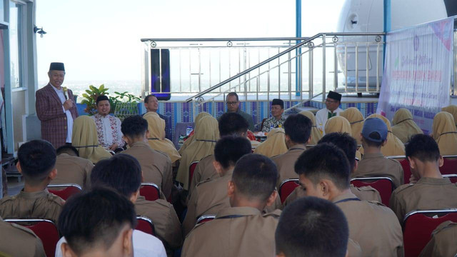 Kunjungi Observatorium: Ajang Inspirasi bagi Siswa Baru SMA Muhammadiyah Unismuh