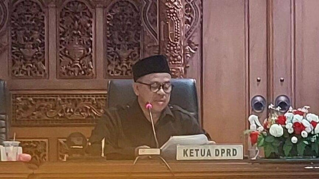 Ketua DPRD Rembang Supadi. Foto: Instagram/@dprdrembang