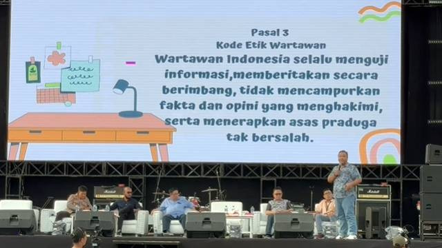 Kegiatan Media Gathering KPU Manado dengan tema Peran Pers dalam peningkatan pemilih pada Pilkada 2024. 