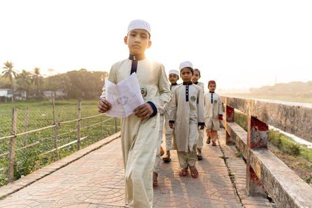 Gambar contoh teks sambutan ketua panitia MATSAMA singkat. Sumber: pexels.com/Shardar Tarikul Islam