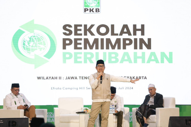 Ketum PKB Muhaimin Iskandar (Cak Imin) di Sekolah Pemimpin Perubahan Wilayah II Jawa Tengah dan DI Yogyakarta, Minggu (14/7/2024). Foto: PKB