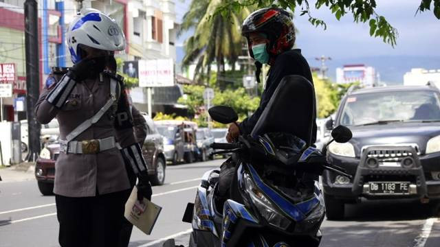 Operasi Patuh Samrat yang dilakukan Polda Sulawesi Utara. (foto: dokumentasi)