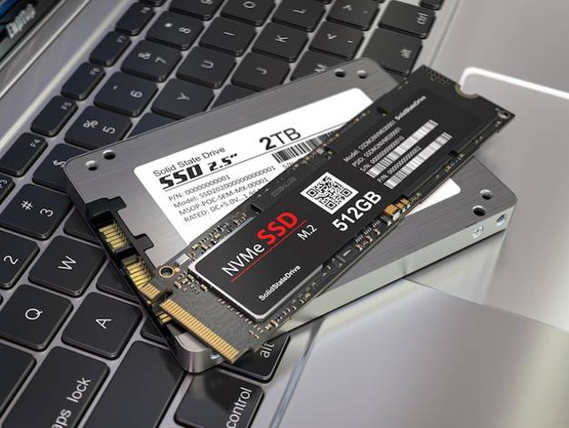 Ilustrasi SSD laptop. Foto: Freepik 