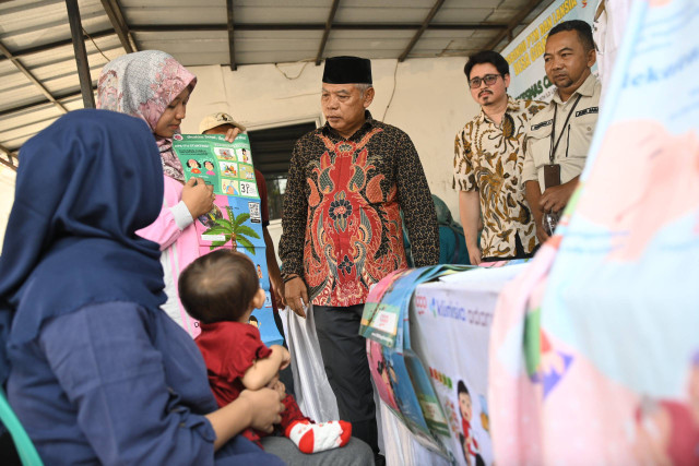 PT Adaro Energy Indonesia Tbk (Adaro) melalui Yayasan Adaro Bangun Negeri bersama dengan 1000 Days Fund dan Infokes gelar lomba Posyandu Teladan di Desa Cibatok 1, Kabupaten Bogor pada Minggu (14/7). Foto: Dok. Adaro