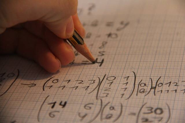 Ilustrasi Materi Matriks Kelas 11. Sumber: Pixabay/ Dx21
