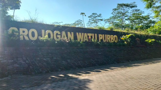 Destinasi wisata Grojogan Watu Purbo, sumber : doc.pribadi