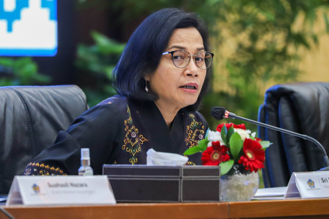 Menteri Keuangan Sri Mulyani menghadiri konferensi pers di Gedung Kementerian Keuangan RI, Jakarta, Kamis (18/7/2024). Foto: Iqbal Firdaus/kumparan