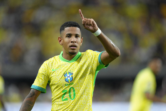 Penyerang Brasil Savio (20) bereaksi setelah mencetak gol melawan Paraguay pada babak pertama di Allegiant Stadium, Las Vegas, NV, AS, 28 Juni 2024. Foto: Lucas Peltier-USA TODAY Sports/via REUTERS