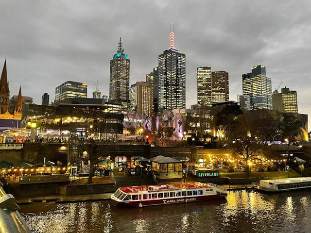 Tempat Wisata di Melbourne (Sungai Yarra) Sumber: unsplash/ Bernhard