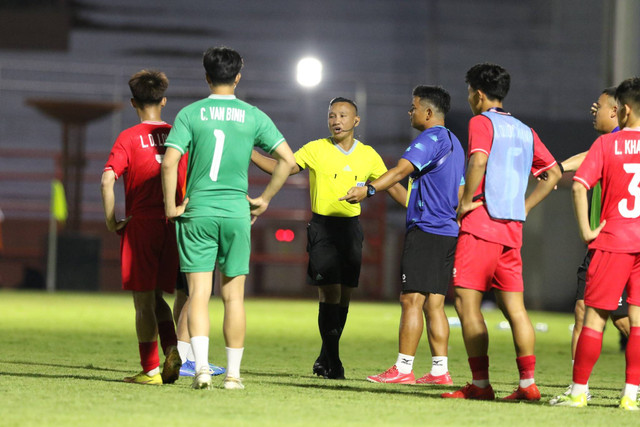 Laga Vietnam vs Myanmar U-19 dalam matchday pertama Grup B Piala AFF U-19 2024 di Stadion Gelora 10 November, Tambaksari, Surabaya, pada 18 Juli 2024. Foto: VFF