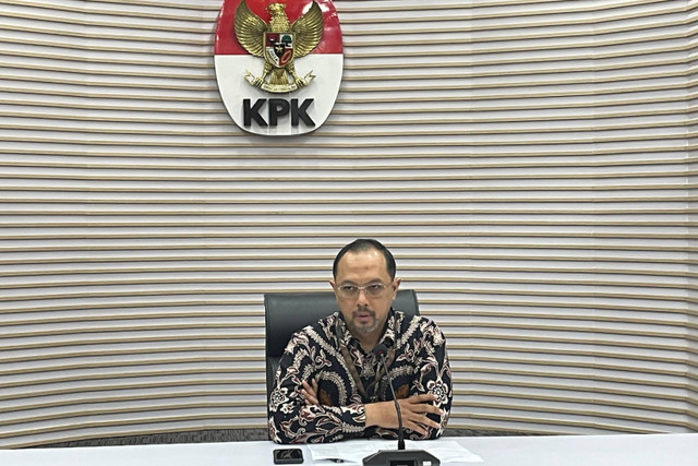 Juru bicara KPK Tessa Mahardhika menyampaikan keterangan kepada wartawan saat konferensi pers di Gedung Merah Putih KPK, Jakarta, Jumat (19/7/2024). Foto: Fadhil Pramudya/kumparan