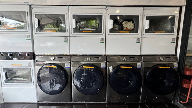 Mesin-mesin laundry di Papicilo. Foto: Muhammad Hafiq/Pandangan Jogja