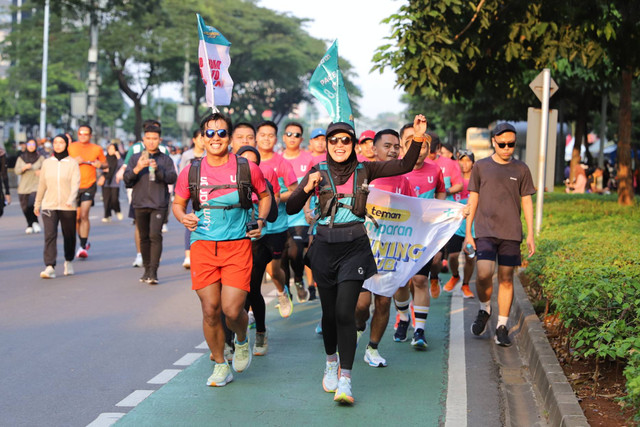 Fun Run teman kumparan Road to Digiland Run 2024 resmi digelar pada Minggu (21/7/2024). Foto: Iqbal Firdaus/kumparan