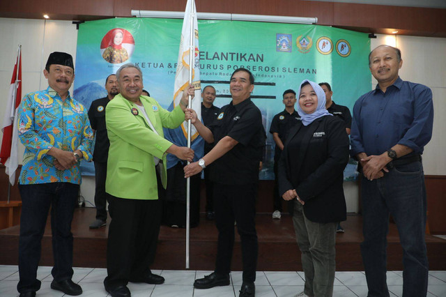 Pelantikan ketua umum dan pengurus Persatuan Olahraga Sepatu Roda Seluruh Indonesia (PORSEROSI) Sleman. Foto: M Wulan