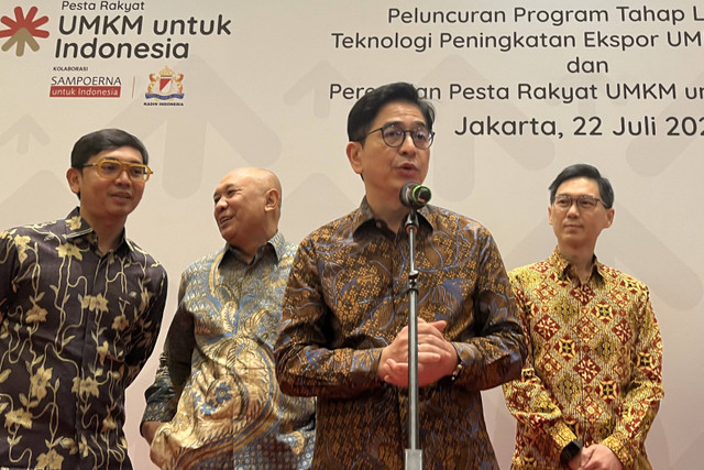 Ketua Umum Kamar Dagang dan Industri (Kadin) Indonesia, Arsjad Rasjid dalam konferensi pers Pesta Rakyat UMKM untuk Indonesia di Jakarta Convention Center, Senin (22/7/2024). Foto: Ghinaa Rahmatika/kumparan