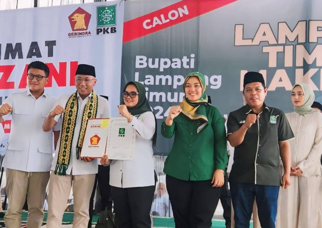 Deklarasi dukungan PKB dan Partai Gerindra untuk Ela Siti Nuryamah sebagai calon Bupati Lampung Timur dan Rahmat Mirzani Djausal sebagai calon Gubernur Lampung | Foto : Ist