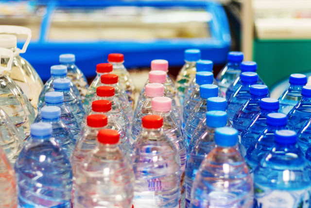 Ilustrasi air mineral botol Foto: Shutterstock