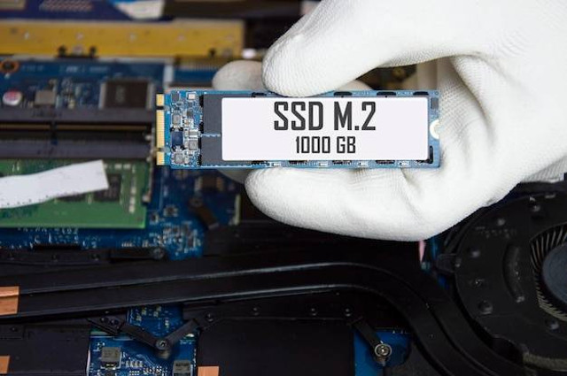 Ilustrasi cara memilih SSD. Foto: Freepik