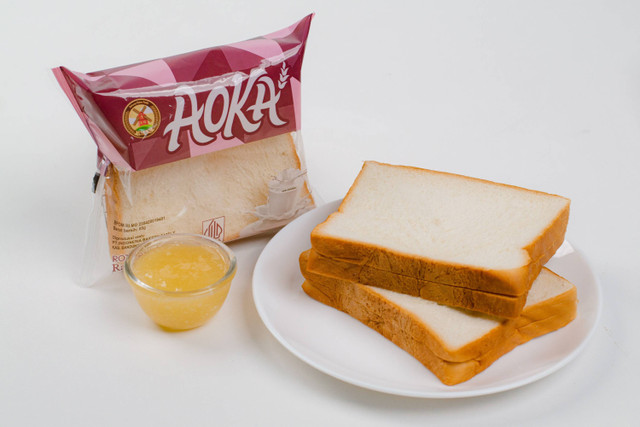 Aneka varian produk roti Aoka PT Indonesia Bakery Family (PT IBF) Foto: Dok. website PT Indonesia Bakery Family