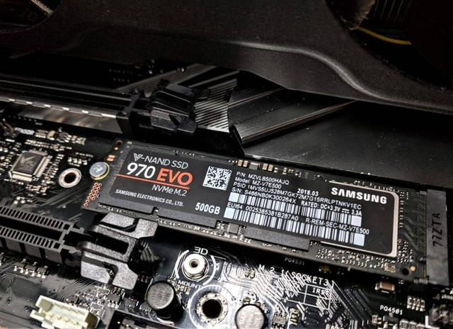 Ilustrasi SSD NVMe. Foto: Dong Knows Tech