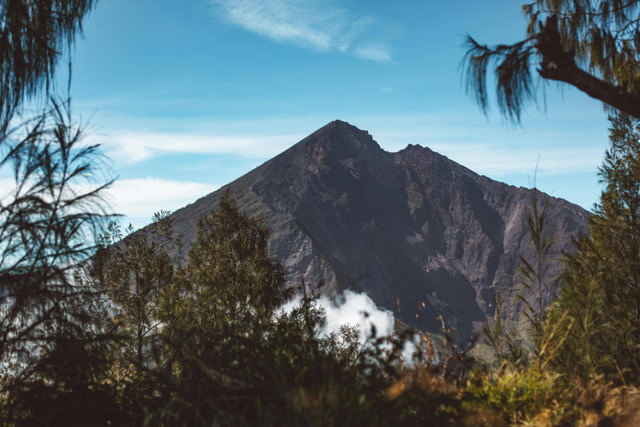 Foto Hanya Sekedar Ilustrasi: Legenda Gunung Kawi. Sumber: ROMAN ODINTSOV/Pexels.com