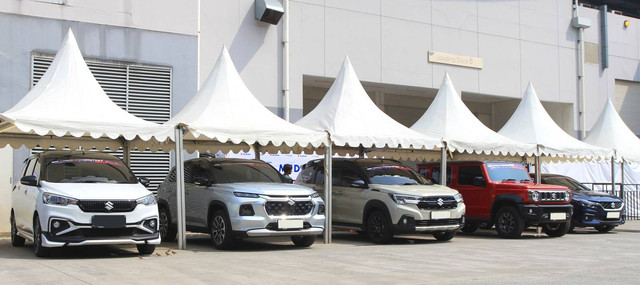 Test drive mobil Suzuki di GIIAS 2024 berkesempatan menangkan undian satu unit motor dan logam mulia. Foto: dok. Suzuki Indomobil Sales