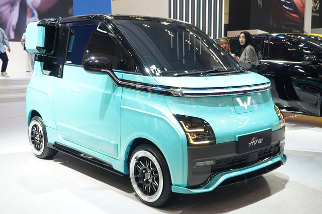 Mobil listrik Wuling Air ev modifikasi milik Dewangga di GIIAS 2024. Foto: Wuling Motors