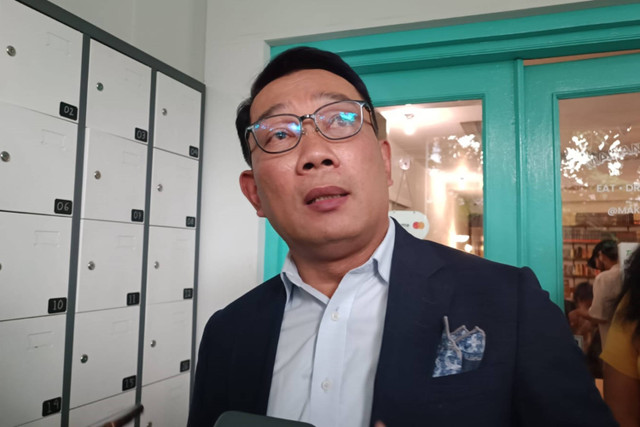 Politikus Golkar, Ridwan Kamil saat diwawancarai wartawan di Baca Di Tebet, Perpustakaan dan Ruang Temu, Tebet, Jakarta Selatan, Rabu (24/7).  Foto: Fadlan Nuril Fahmi/kumparan